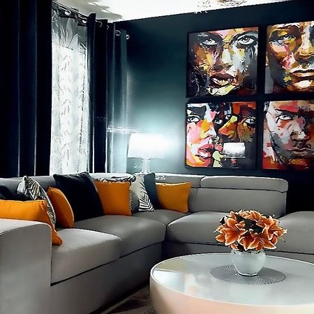 Bienvenue Chez Maxime Apartment Saint-Denis Bagian luar foto