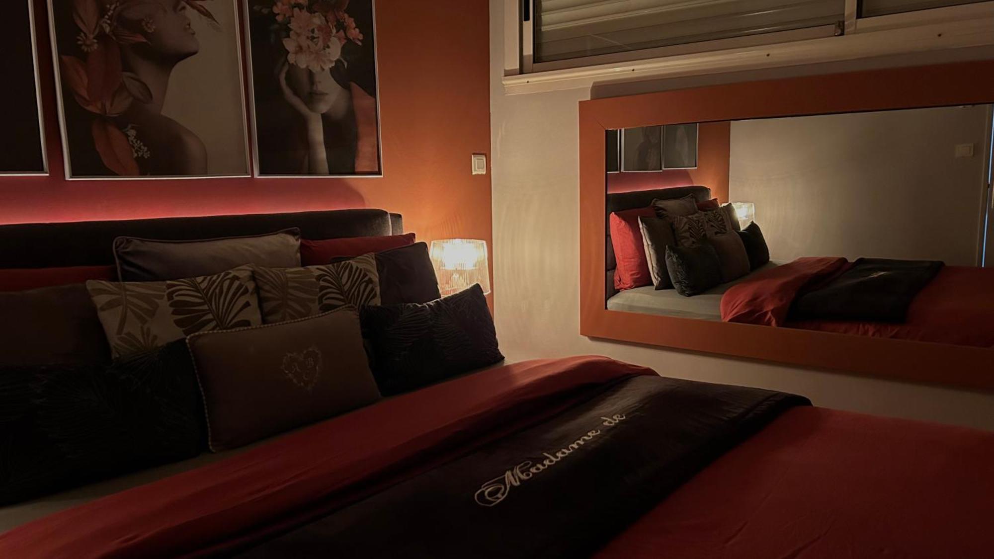 Bienvenue Chez Maxime Apartment Saint-Denis Bagian luar foto